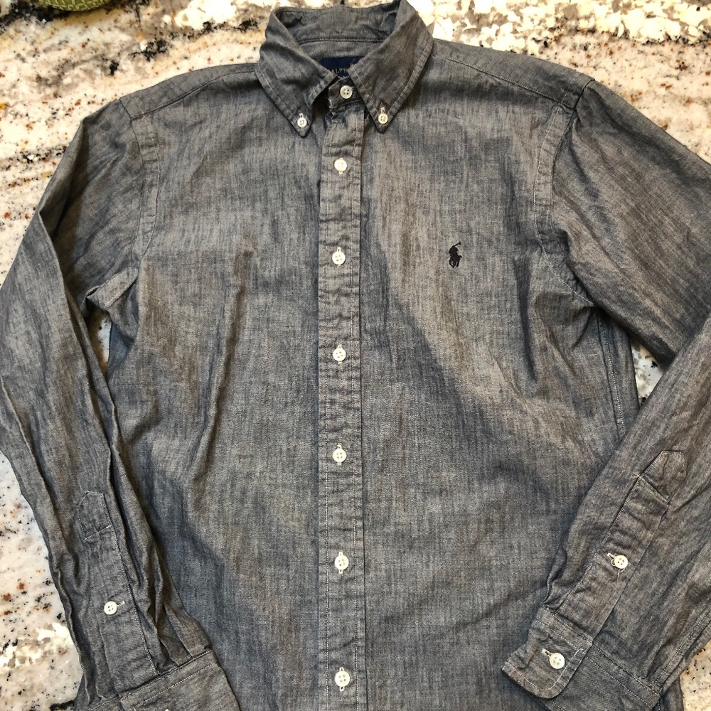 Men’s Ralph Lauren Button Down Size Small